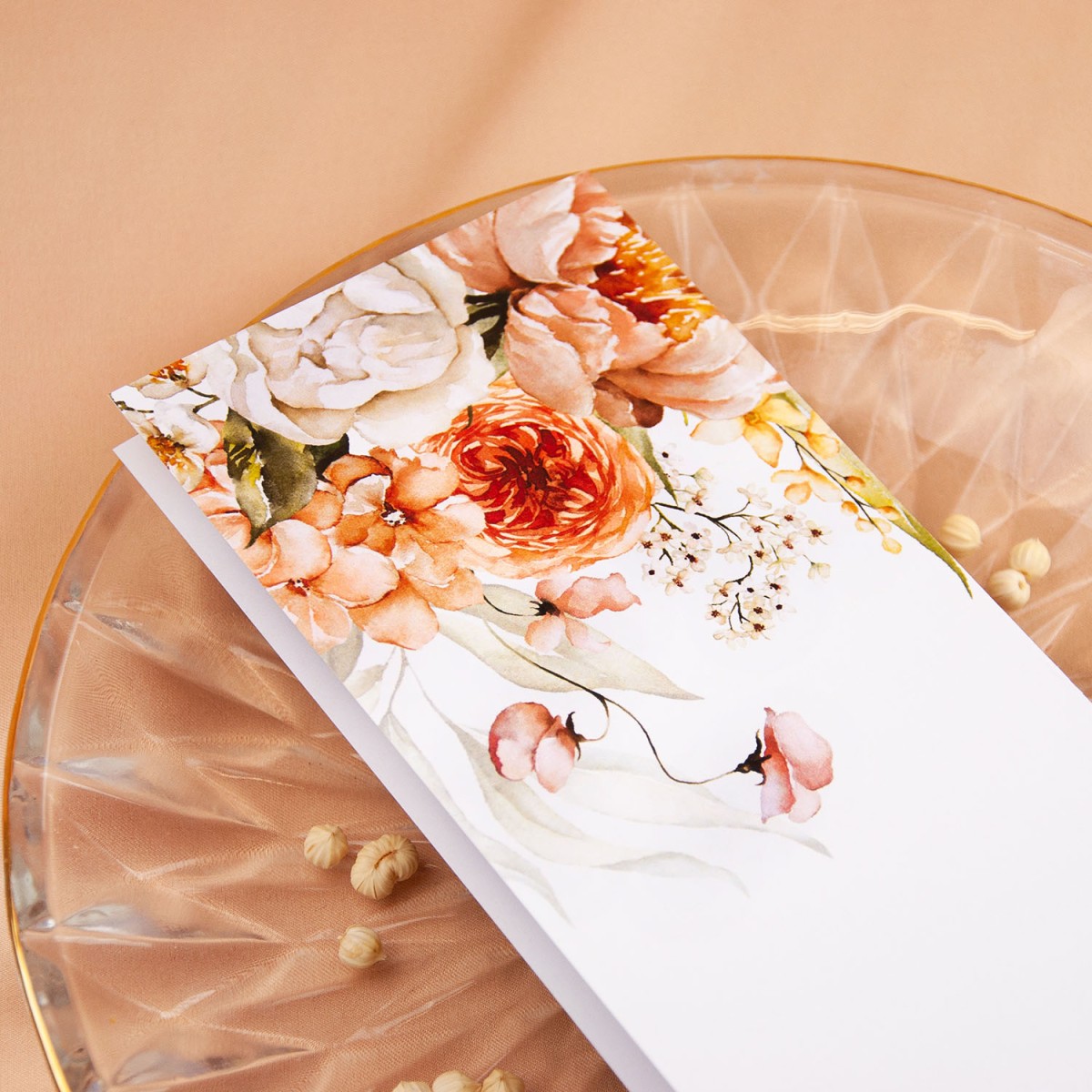 Otwierane menu weselne z motywami beżowych i różowych kwiatów - Beige Roses