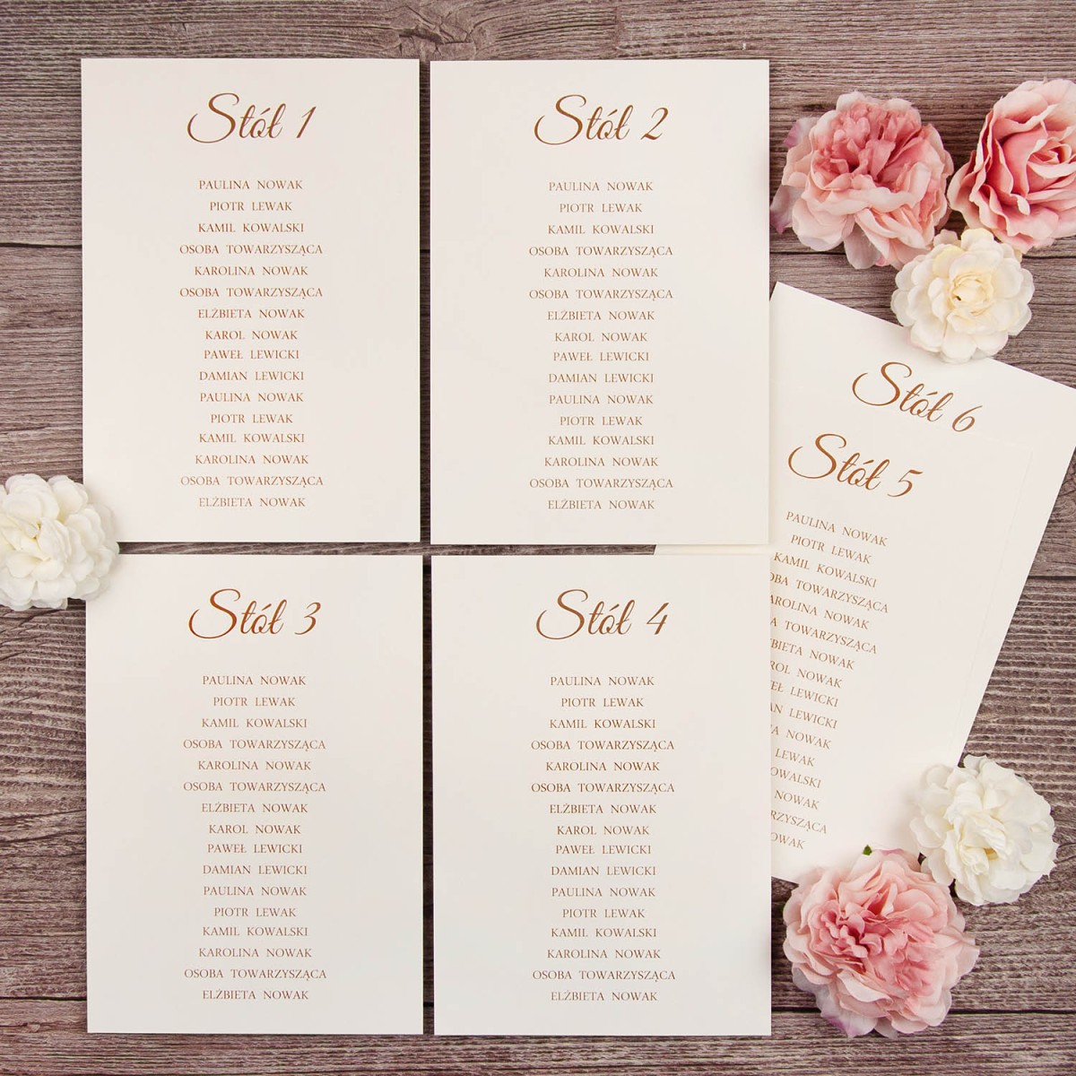 Plany stołów weselnych (rozmieszczenie gości) na pojedynczych kartach na papierze ecru - Ecru Envelope