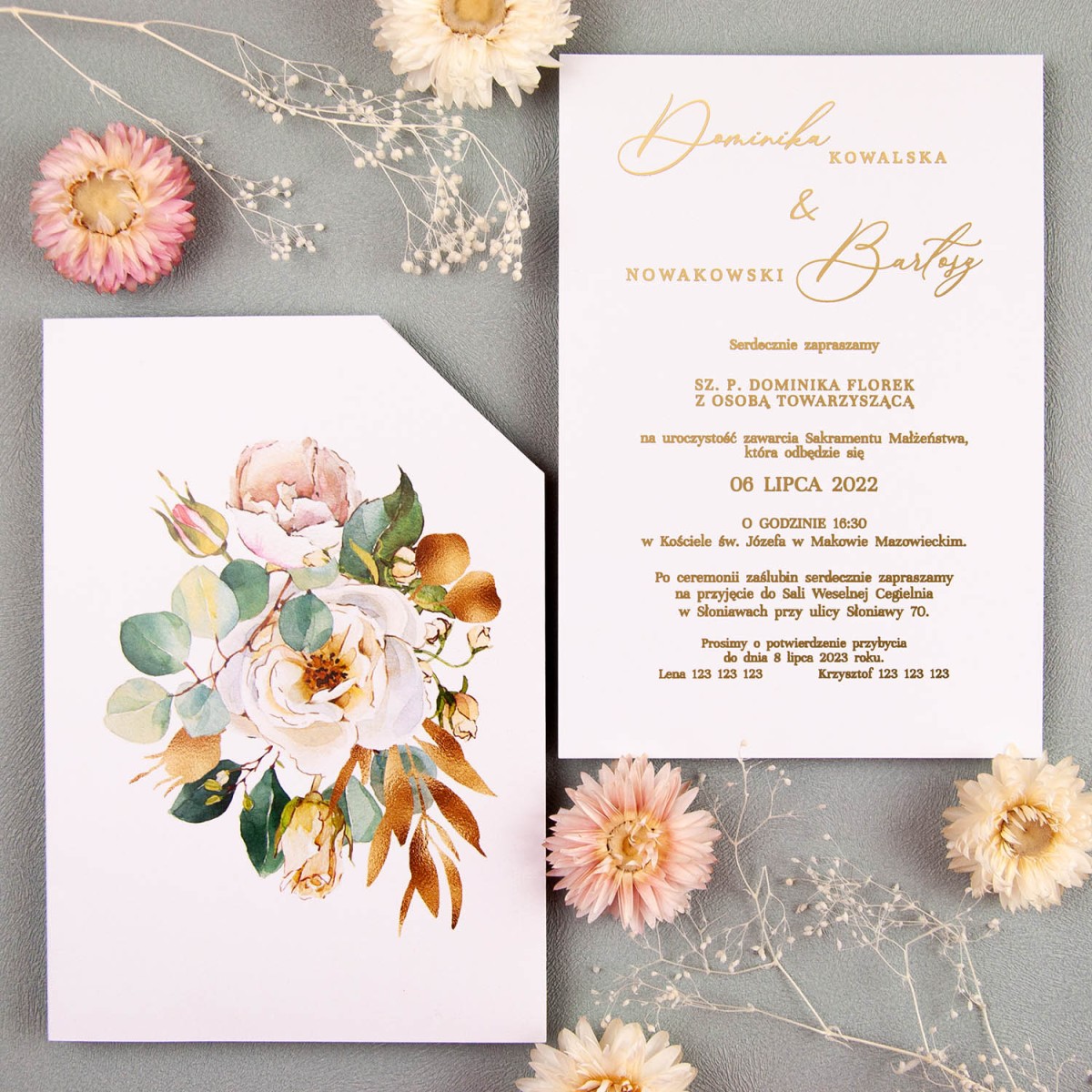 Zaproszenia Ślubne z białym kwiatowym etui i złoconym tekstem - Floral Case - PRÓBKA