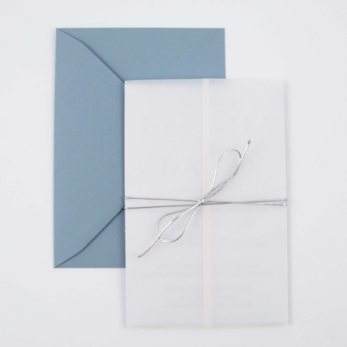 Wyjątkowe zaproszenia ślubne z kalką Timeless Dusty Blue