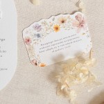 Zaproszenia na ślub na fakturowanym papierze z polnymi kwiatami - Wildflower Romance