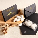 Podziękowania dla gości na 40 urodziny - migdały w eleganckim czarnym etui kopertowym 