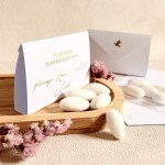 Podziękowania dla gości na Komunie - migdały w eleganckim etui kopertowym z gołębiem