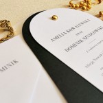 Eleganckie zaproszenia na ślub na czarnym papierze ze złotym pinem  - Noir Elegance