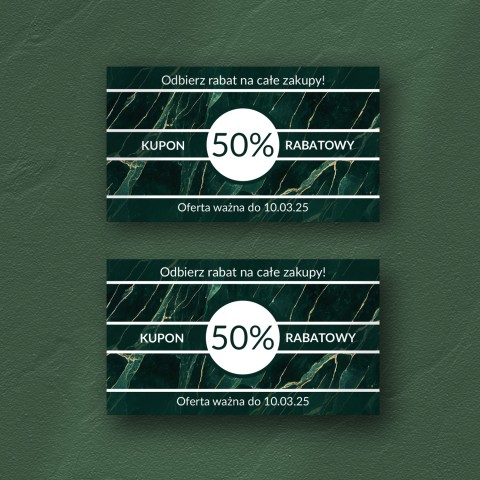 Minimalistyczne karty rabatowe na białym papierze z kolorowym nadrukiem - Green marble 