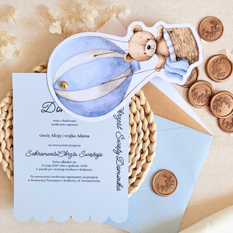 Zaproszenia na chrzest z niebieskim misiem w balonie i złotym pinem - Blue Teddy Balloon