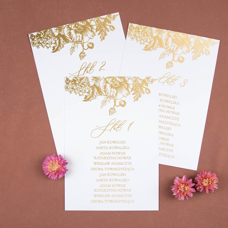Plany stołów weselnych (rozmieszczenie gości) na pojedynczych kartach z pozłoconymi kwiatowymi motywami  - Unique