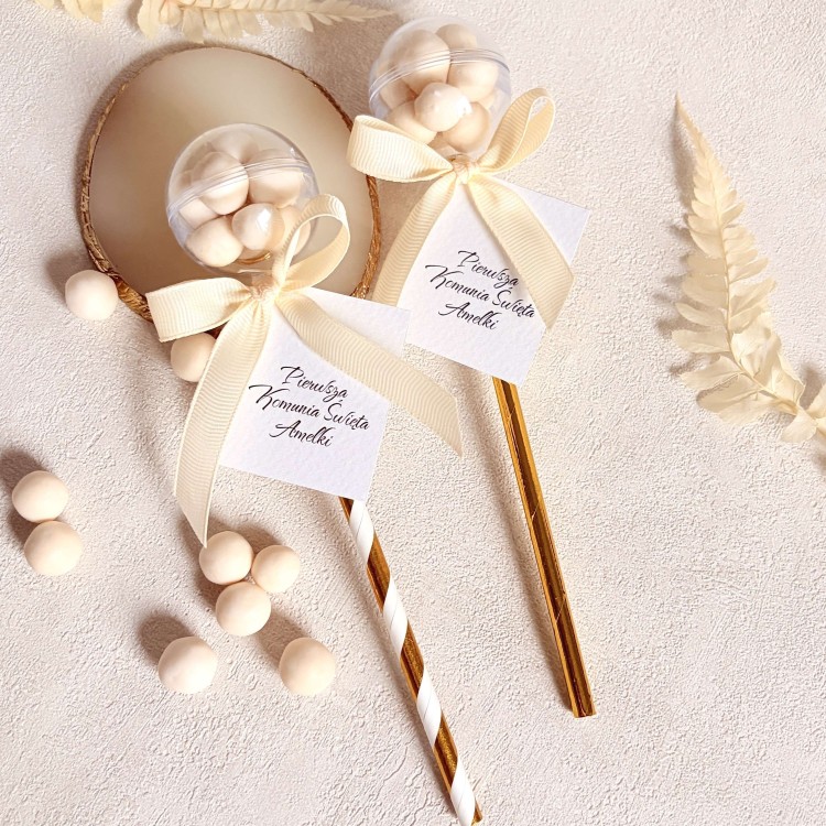 Podziękowania dla gości na Komunie - Grzechotka złota z kokosowymi drażetkami