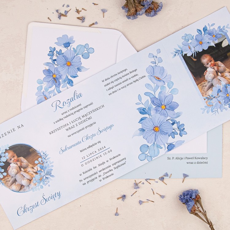 Zaproszenia harmonijka na Chrzest Święty dziecka ze zdjęciem i kwiatami - Blue Flowers